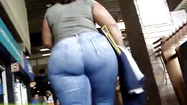 Anne Tits 15