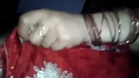 Uyumak. sarhoş kız arkadaşı