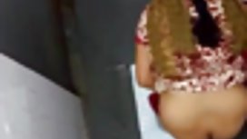 Rahim prolapsusu 2 kadınla